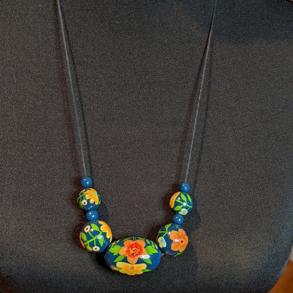 Jewelry - Handmade painted wooden bead necklace